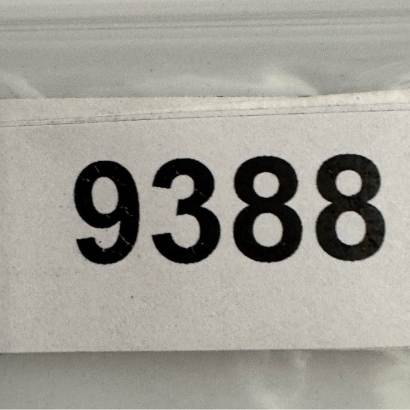 Champion Black Sports Bra Molded Support No Size Tag Fits Like Medium - Picture 4 of 4